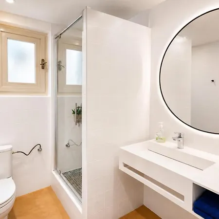 La 101 -topvacances -les Issambres Appartement *